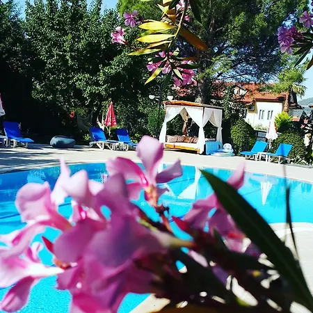 Gokcen Hotell Öludeniz
