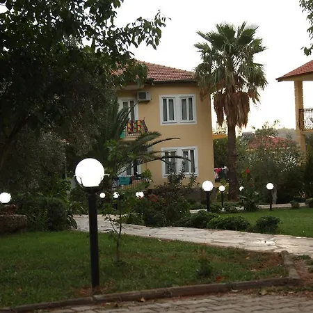 Gokcen Hotell 3*